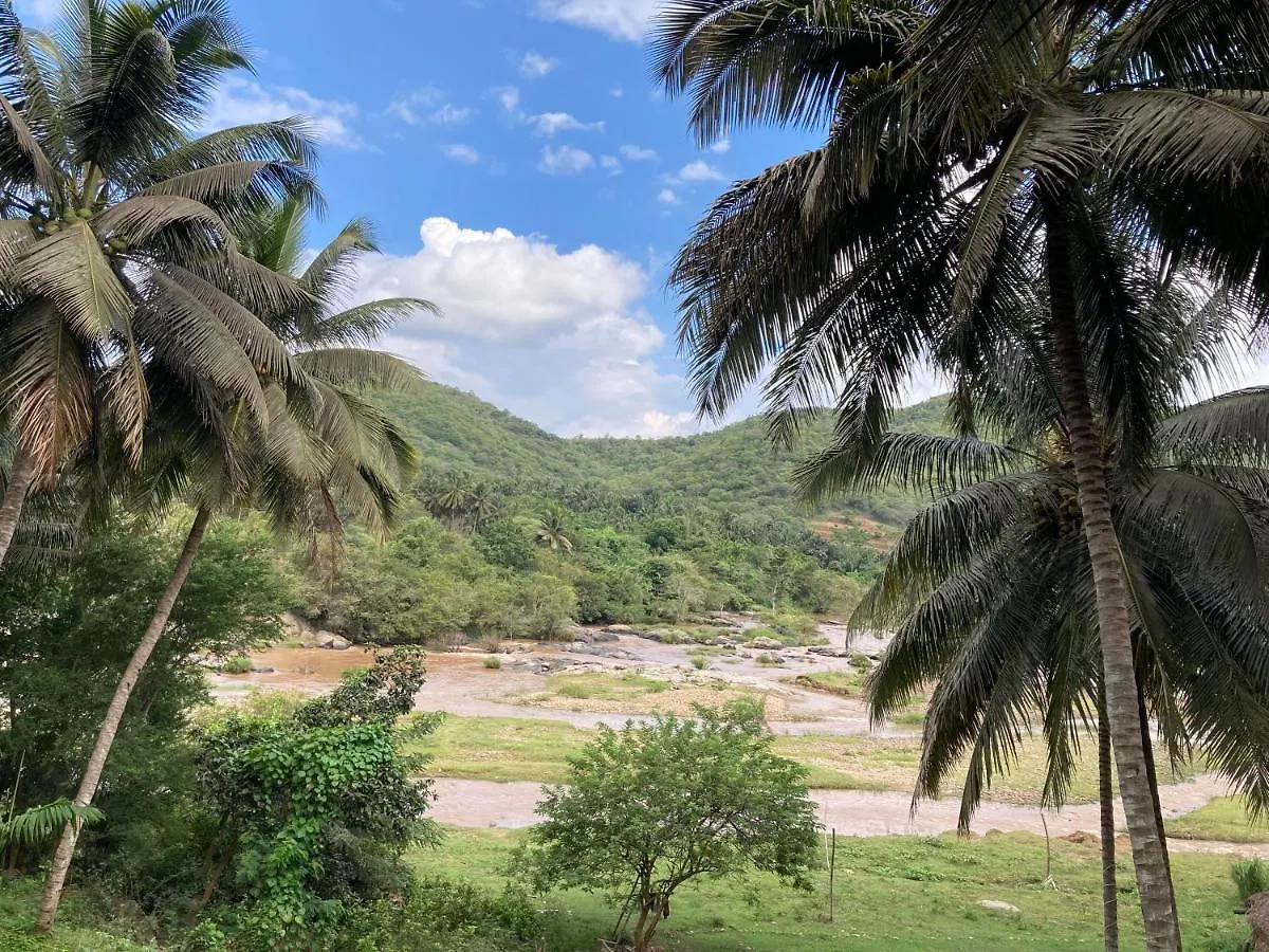 홈스테이 Baanithai River Mount Resort Attappādi