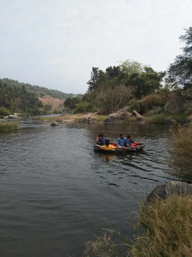 홈스테이 Baanithai River Mount Resort Attappādi 인도